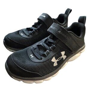 Under Armour 12K Kids Black Athletic Shoes With Velcro Strap